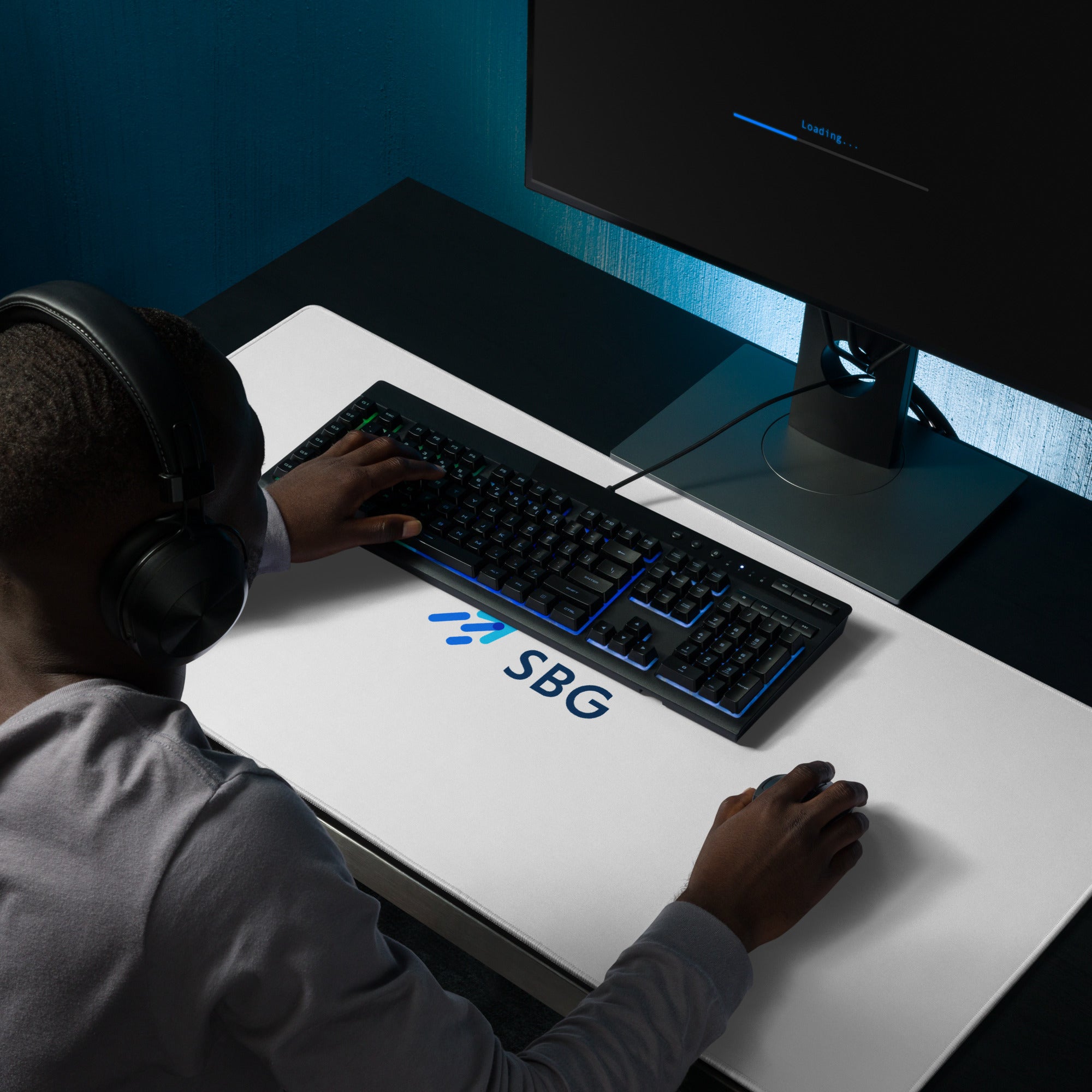 Gaming mouse pad