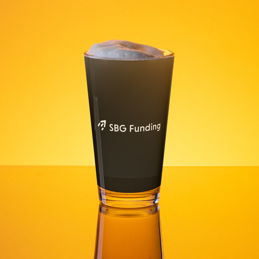 Shaker pint glass