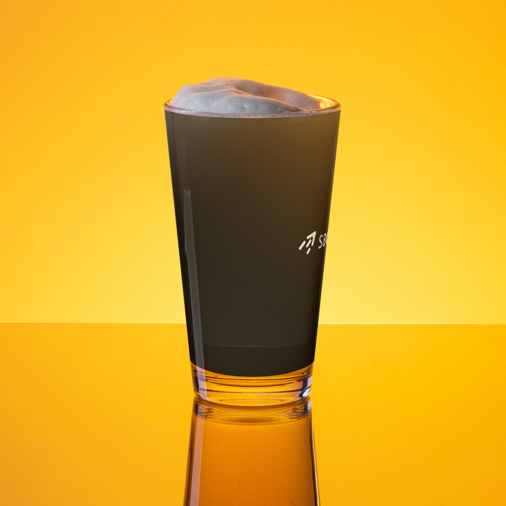 Shaker pint glass